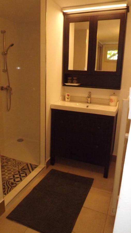 カヴァイヨン La Bastide Bed & Breakfast エクステリア 写真