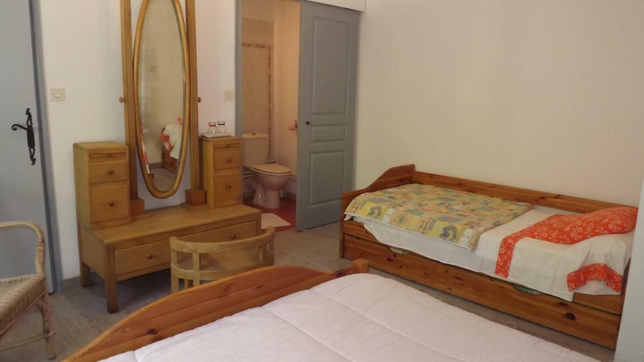 カヴァイヨン La Bastide Bed & Breakfast エクステリア 写真