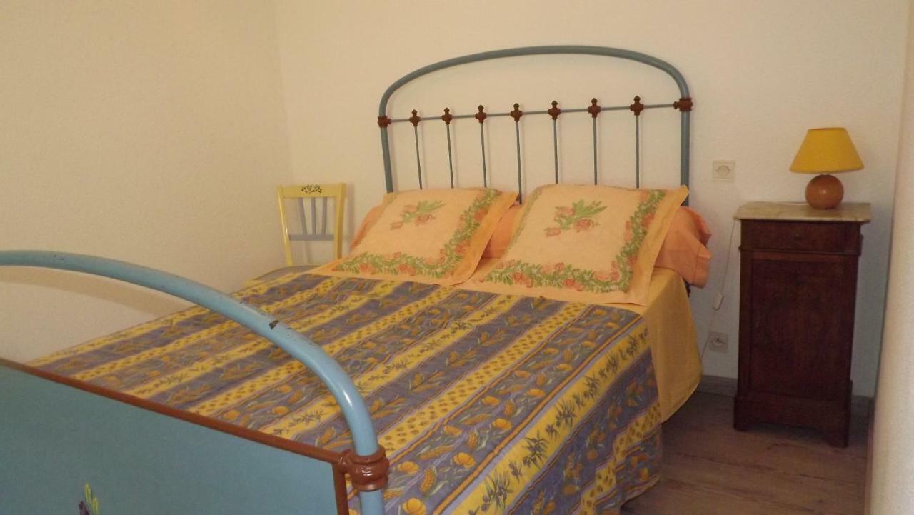カヴァイヨン La Bastide Bed & Breakfast エクステリア 写真